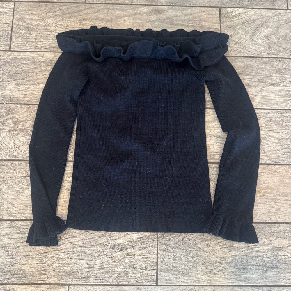 White House Black Market Ruffled Off- Sweater M
